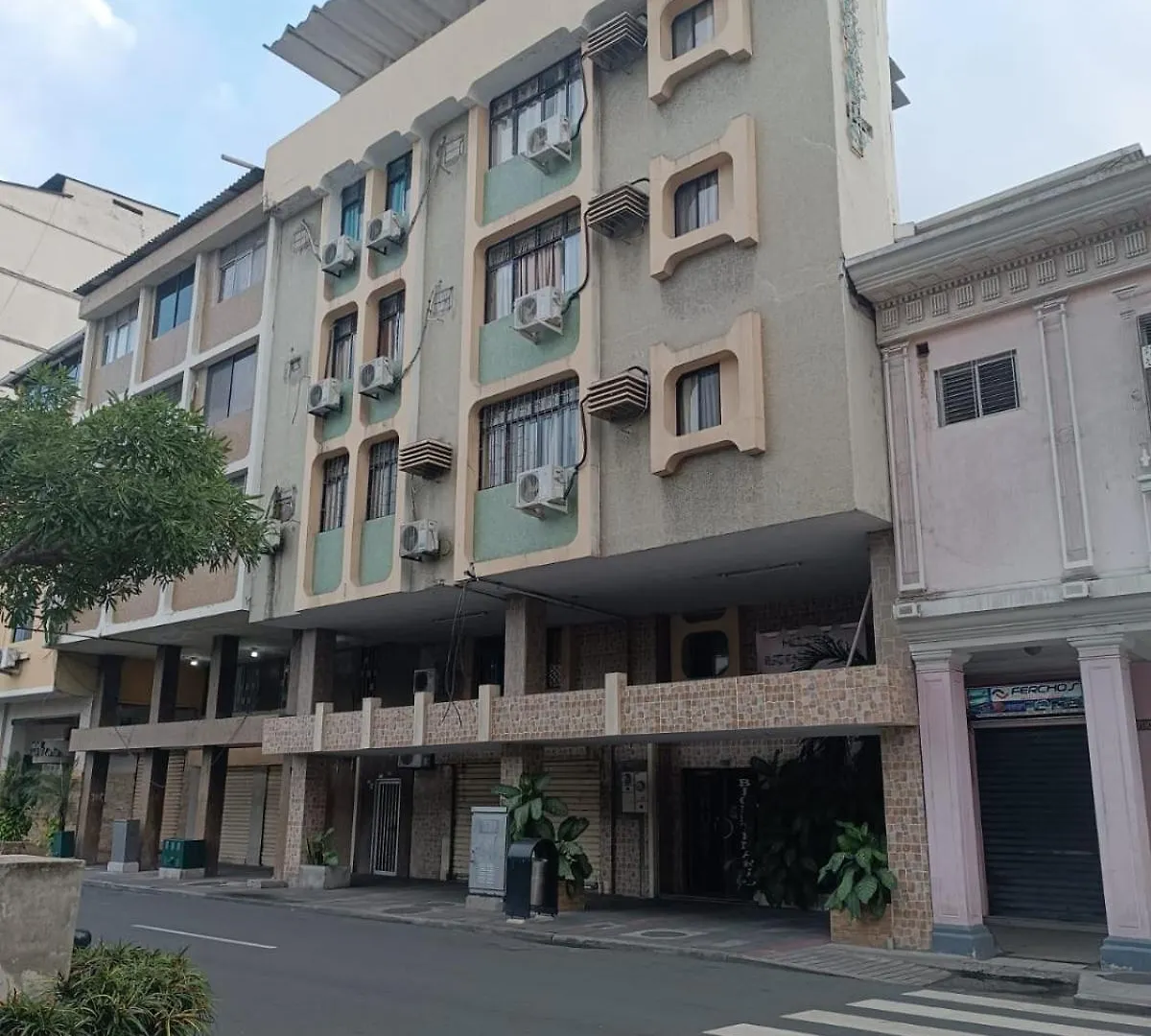מלון גוויאקיל Hostal Bicentenario