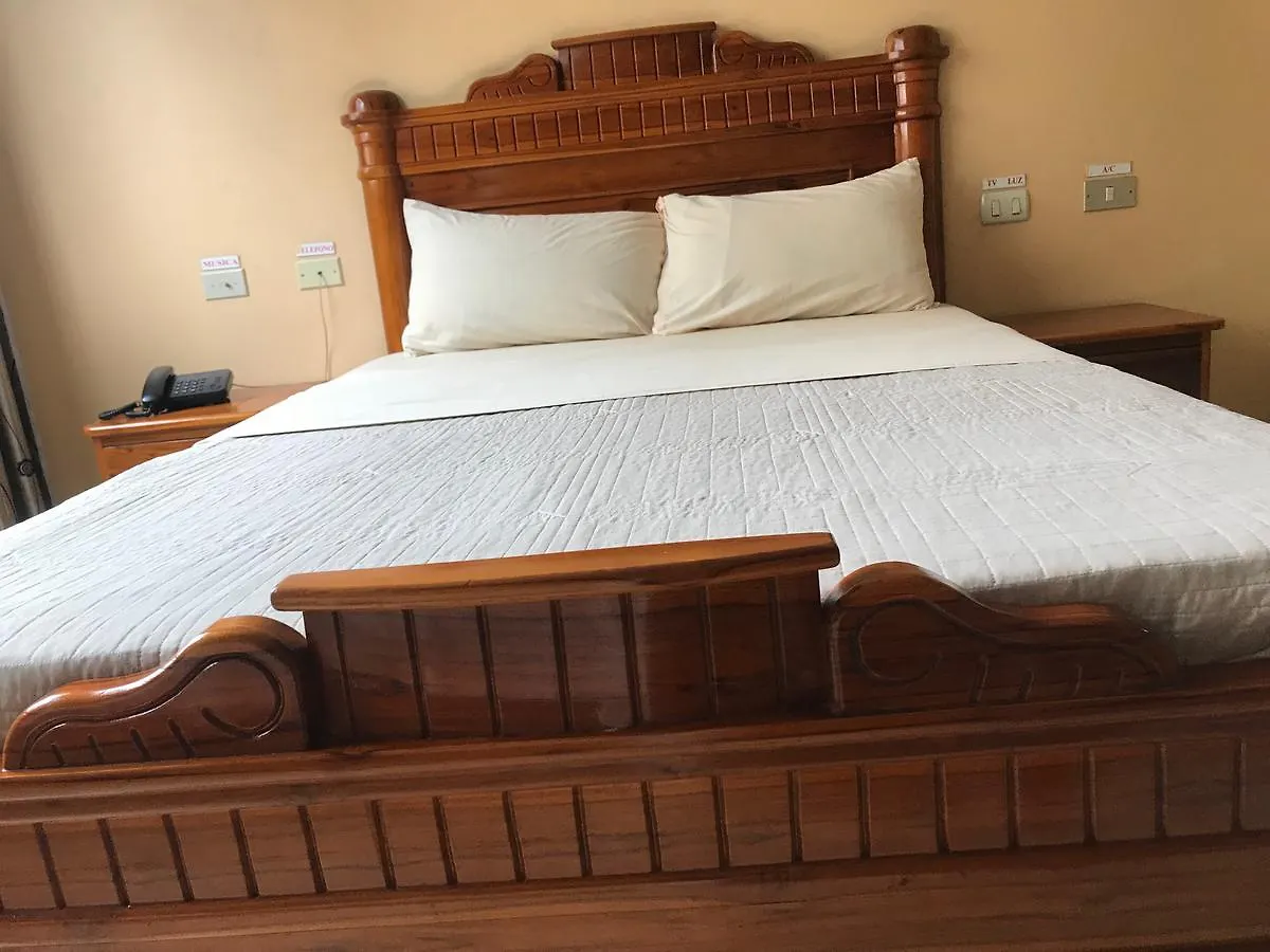 גוויאקיל Hostal Bicentenario 3*,  אקוודור
